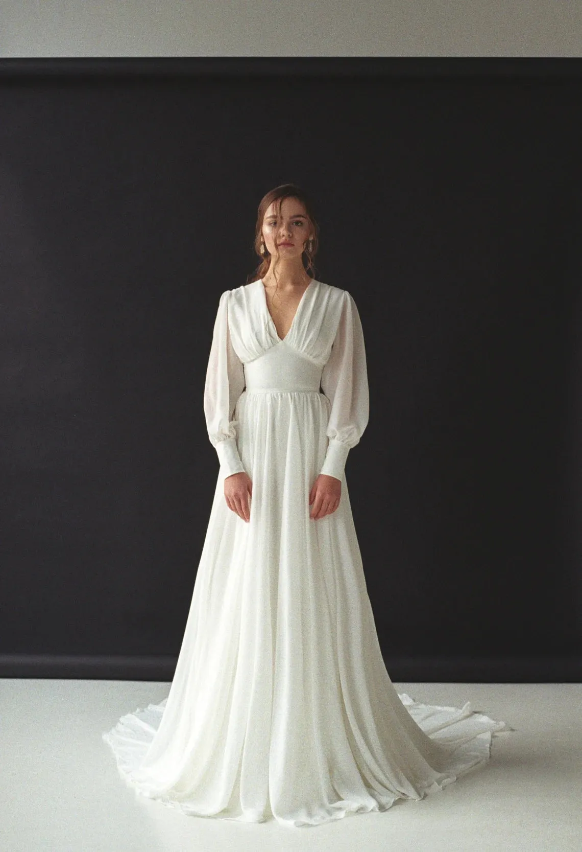 Empire Waist Vintage Wedding Dress With Long Sleeves
